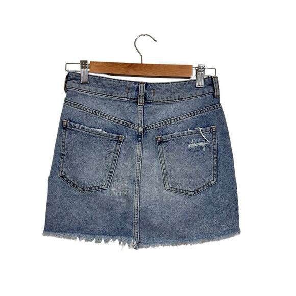 Free People Denim Mini Skirt Beaded Embellished Size 0 Raw Hem - Picture 2 of 9